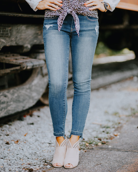 Six Ways to Style Our Jeans